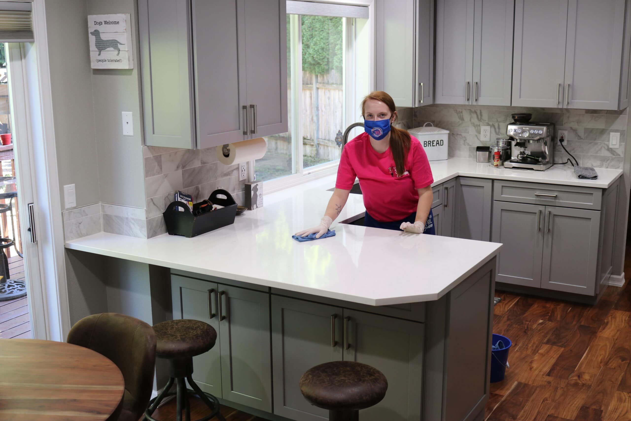 dish-soap-countertops-clean-and-simple